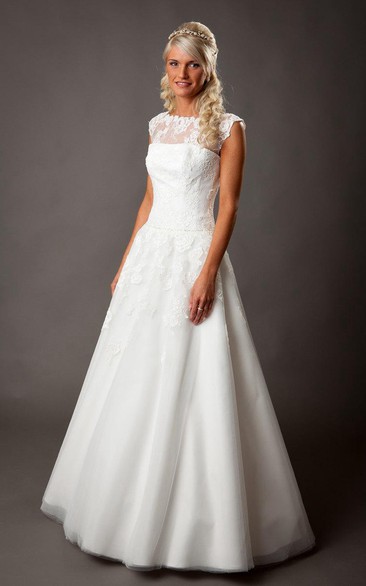 Short Sleeve A-Line Lace and Organza Dress With Keyhole Back