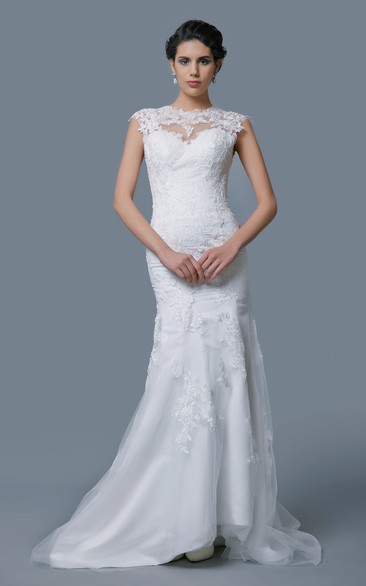 Cap-Sleeved Lace and Tulle Mermaid Dress With Keyhole Back