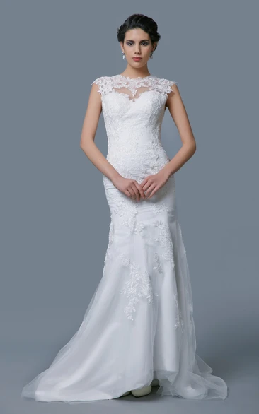 Cap-Sleeved Lace and Tulle Mermaid Dress With Keyhole Back