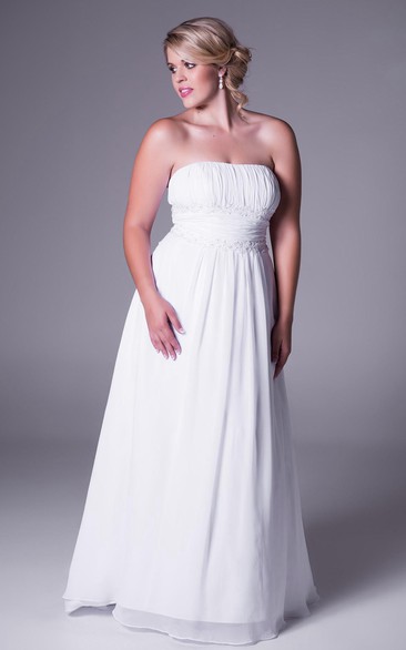 Sheath Appliqued Strapless Chiffon Plus Size Wedding Dress With Ruching And Court Train