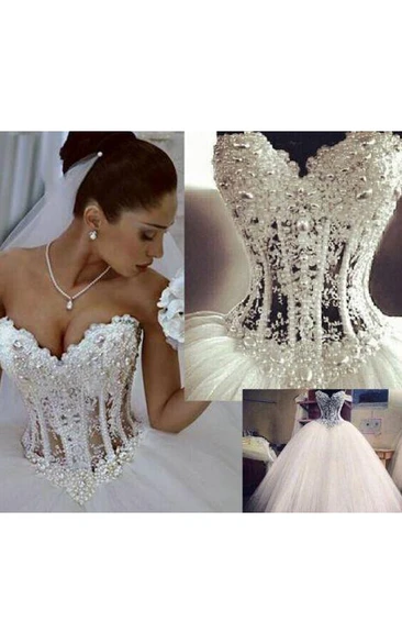 Elegant Sweetheart Sleeveless Tulle Wedding Dress With Appliques Beadings