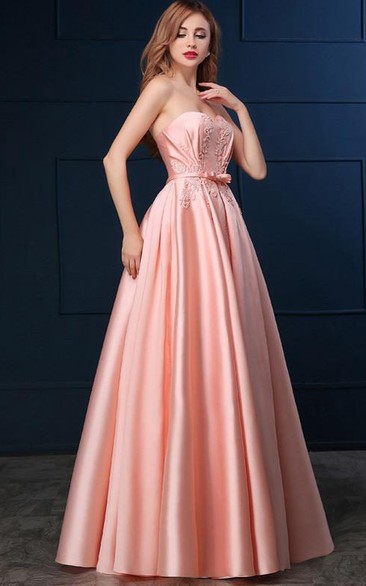 A-Line Sweetheart Appliques Bowknot Lace-Up Prom Dress