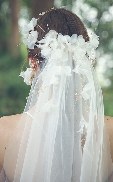 Beautiful Flower Veils with Beaded Rings